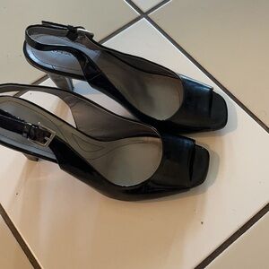 High Heels Sandals Size 8 Medium Like New